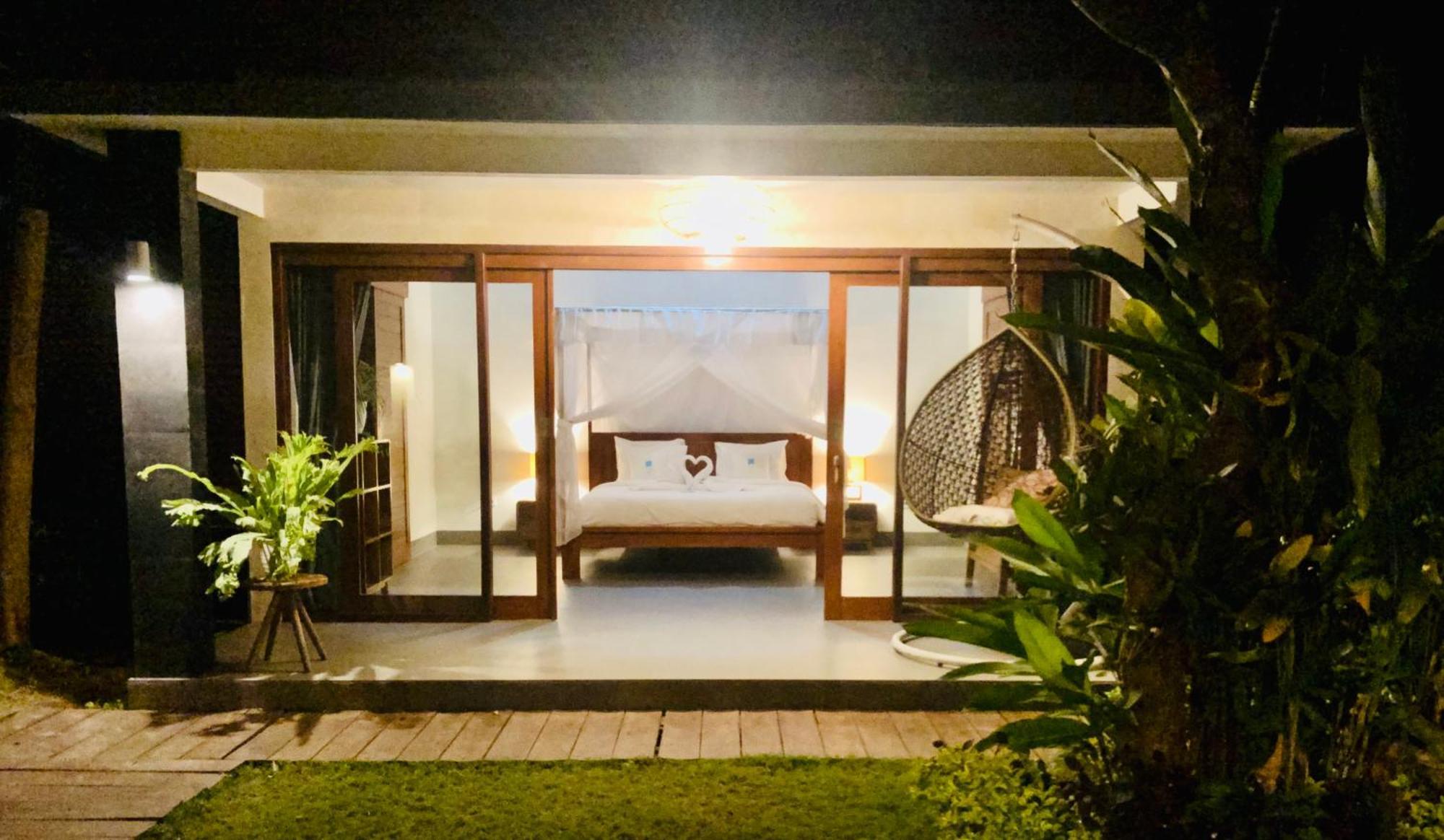 Coco Garden Pool Villas Kubutambahan  Εξωτερικό φωτογραφία